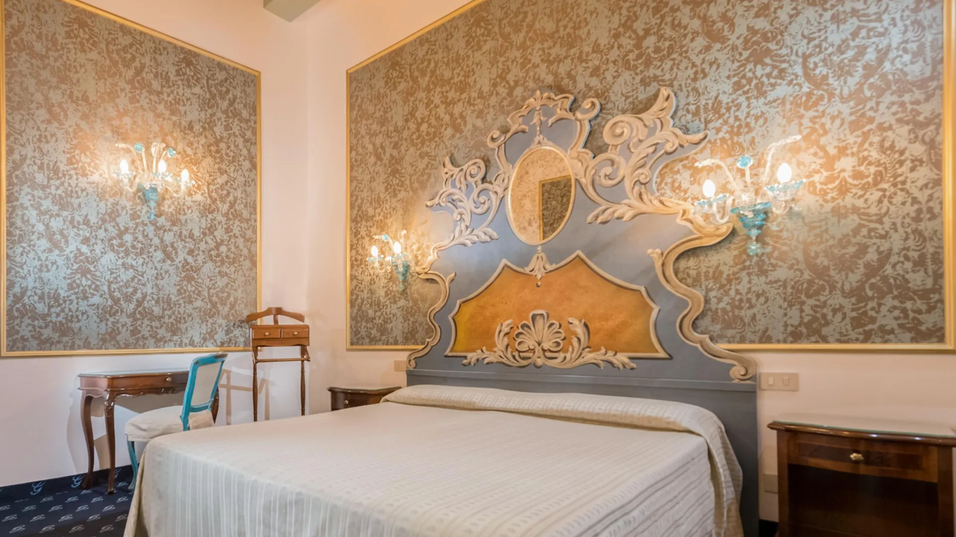 Hotel Giorgione Venice 4*,  Italy