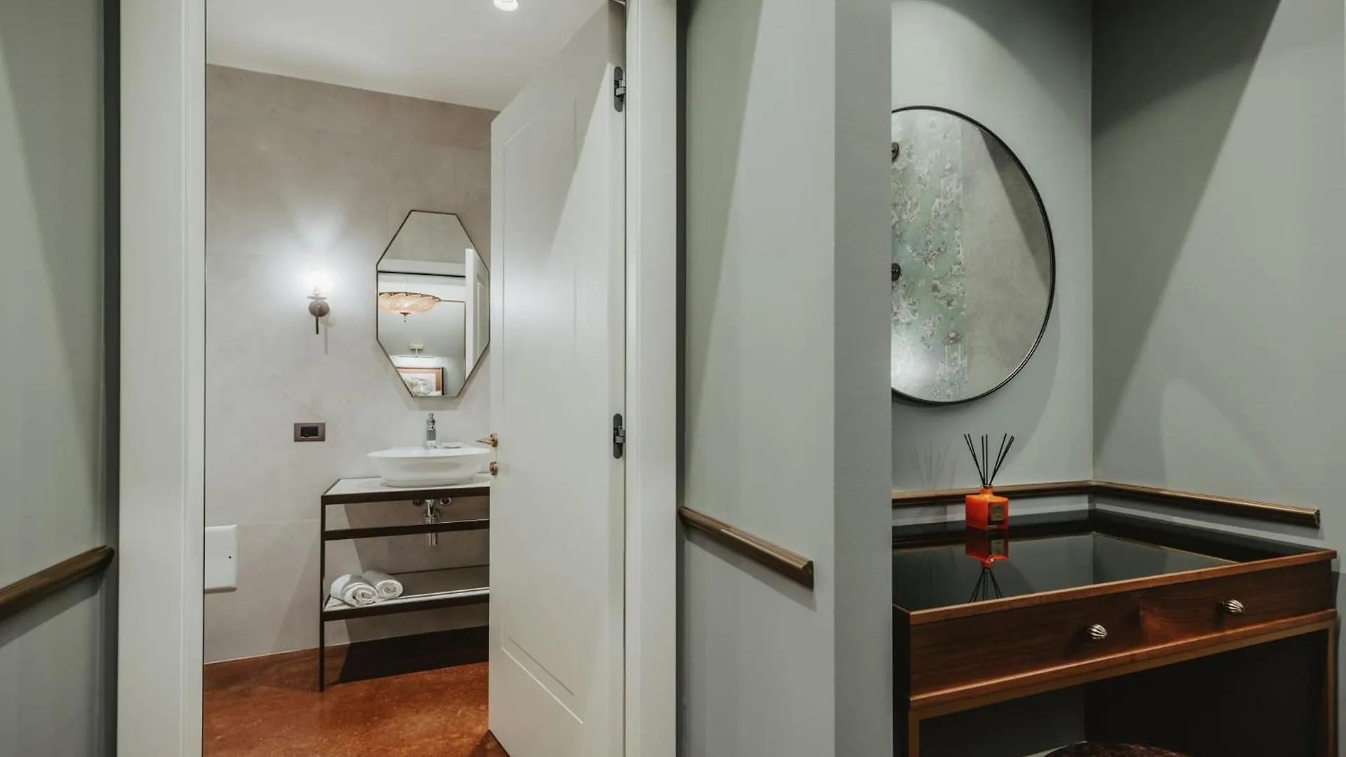 Hotel Giorgione Venice Italy